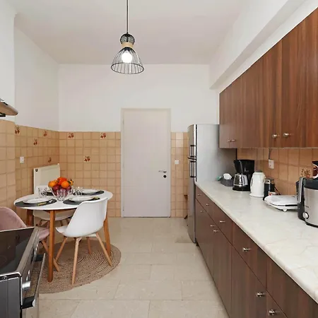 Suburban Casa *