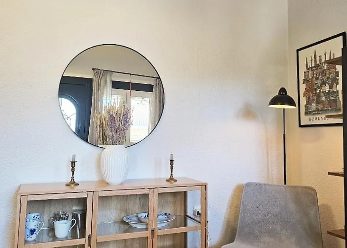 Suburban Casa *