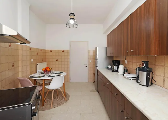 Suburban Casa *